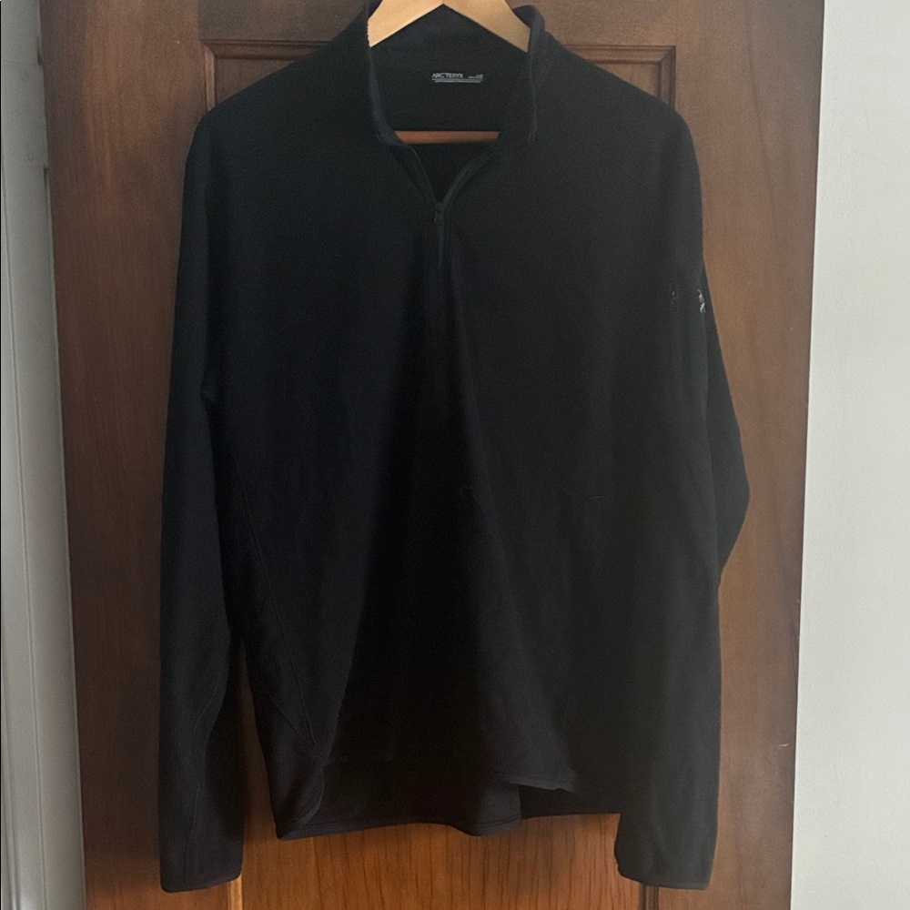 Arc'teryx Black Delta LT Men's Pullover